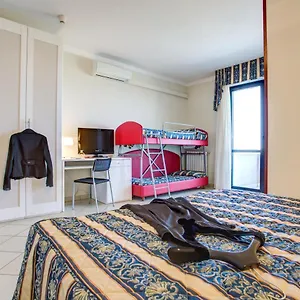 https://genzianella.emilia-romagnahotels.net